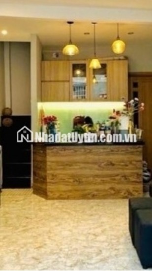 Q.8 / 32m² x 2 TẦNG / 4.x TỶ /  BÔNG SAO / vào ở ngay